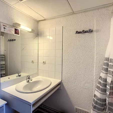 T2 Avec Wi-fi, Ascenseur, Proche Thermes Et Centre-ville, Ideal Pour Curistes, Animaux Acceptes - Fr-1-451-178 *